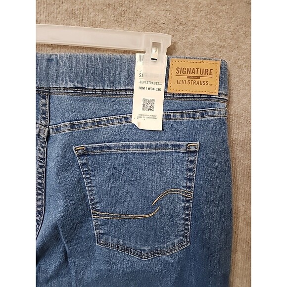 Levi Strauss Totally Shaping Pull-on Bootcut Jeans Womens 18 Blue Stretch NEW - Picture 8 of 12